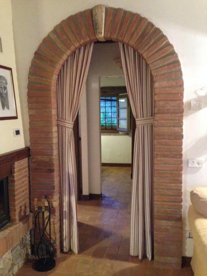 Agriturismo Podere Dell' Olmo أميليا المظهر الخارجي الصورة