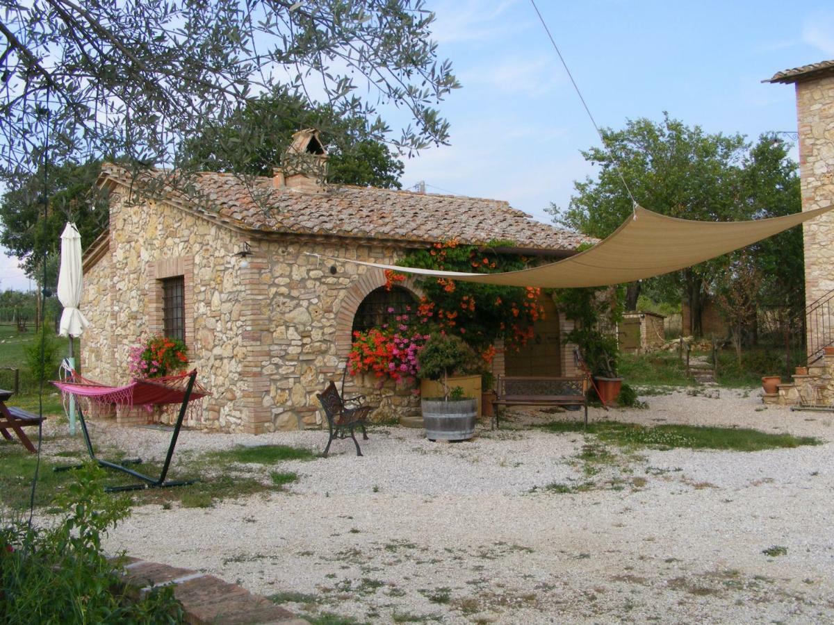 Agriturismo Podere Dell' Olmo أميليا المظهر الخارجي الصورة